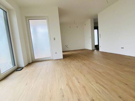 Terrassenwohnung zur Miete 581 € 2 Zimmer 57 m² Geschoss EG/2 frei ab 01.01.2026 Flurgartenstraße Leiwen 54340