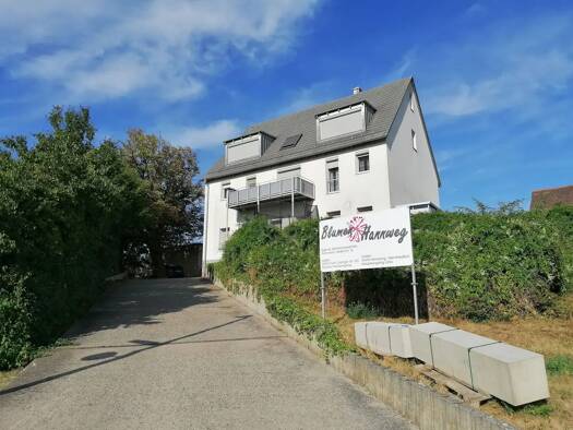 Studio zur Miete 850 € 3,5 Zimmer 90 m² 3 Geschosse frei ab 01.10.2026 Zedernstraße 12 Vach Fürth 90768