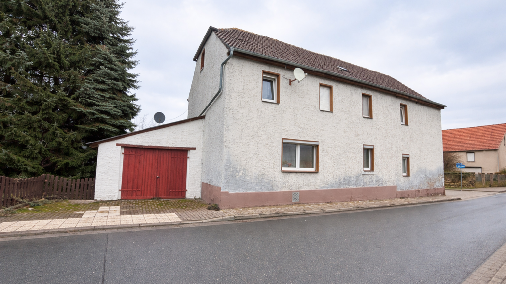 Einfamilienhaus zum Kauf 100.000 € 6 Zimmer 200 m² 859 m² Grundstück Memleben Kaiserpfalz 06642