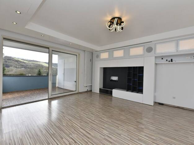 Wohnung zur Miete 940 € 2 Zimmer 75 m² 1. Geschoss frei ab 01.11.2026 Pfalzeler Straße 87 B Pfalzel Trier 54293