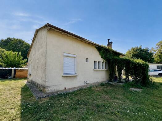 Haus zum Kauf 205.000 € 73 m² 560 m² Grundstück Sommières 30250