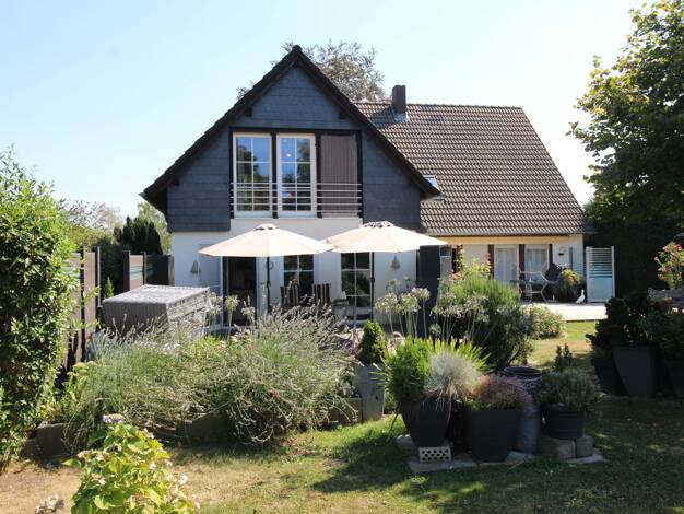 Mehrfamilienhaus zum Kauf 689.000 € 10 Zimmer 242 m² 3.416 m² Grundstück Rüdinghausen Witten 58454