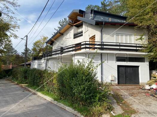 Haus zum Kauf 319.999 € 5 Zimmer 207 m² Samobor