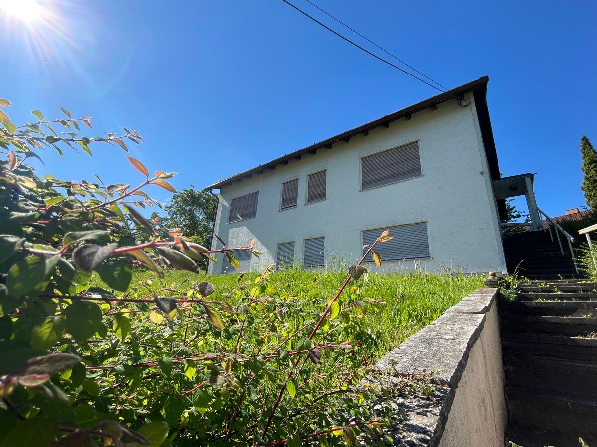 Einfamilienhaus zur Versteigerung 475.000 € 5 Zimmer 155 m²<br/>Wohnfläche 2.270 m²<br/>Grundstück Mietraching Deggendorf 94469