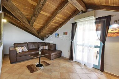 Wohnung zum Kauf 235.000 € 3 Zimmer 88 m² 2. Geschoss Porec center 52440