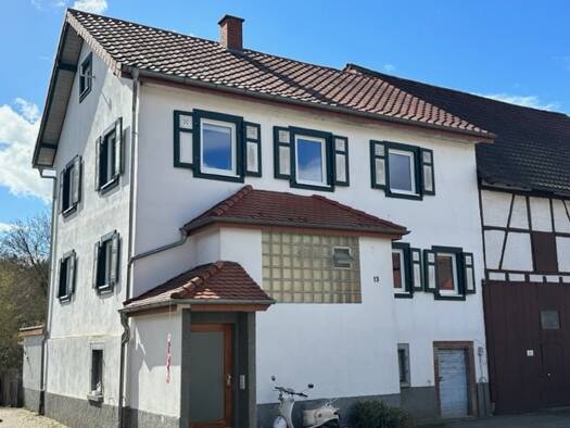 Wohnung zur Miete 700 € 2,5 Zimmer 67 m² 1. Geschoss frei ab sofort Singen Remchingen 75196