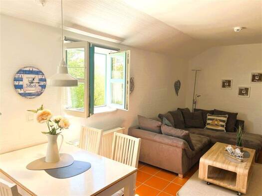 Studio zum Kauf 99.000 € 2 Zimmer 43 m² frei ab sofort Nonnevitz Dranske 18556