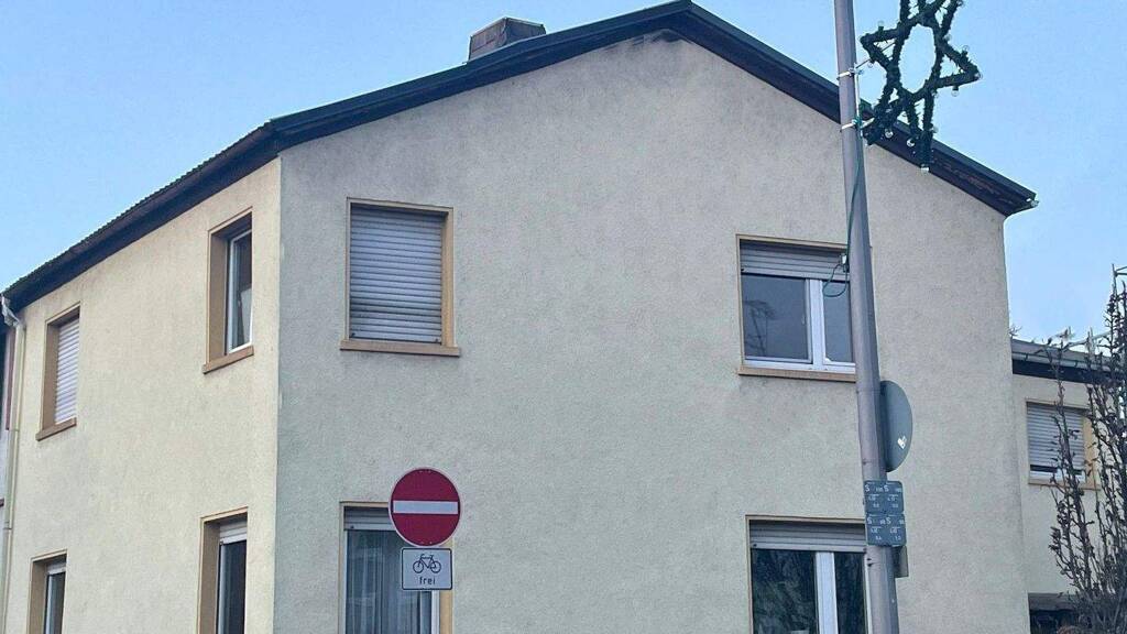 Mehrfamilienhaus zum Kauf 445.000 € 9 Zimmer 153,7 m² 196 m² Grundstück Hattersheim Hattersheim am Main 65795