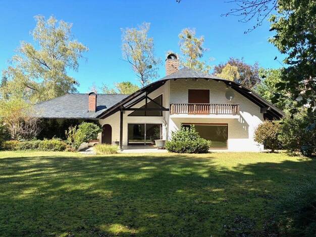 Villa zum Kauf provisionsfrei 2.450.000 € 8 Zimmer 202,5 m² 1.474 m² Grundstück Trudering-Riem München 81827