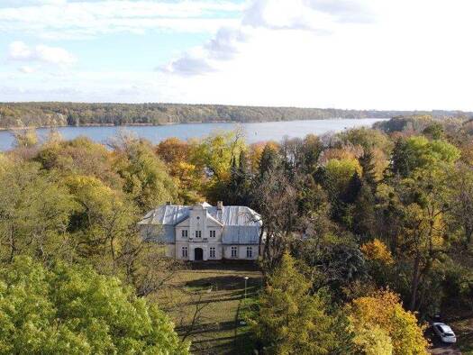 Einfamilienhaus zum Kauf 4.750.000 € 8 Zimmer 300 m² 51.374 m² Grundstück Chyby 62-081