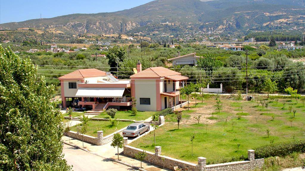 Einfamilienhaus zum Kauf 400.000 € 5 Zimmer 360 m² 2.000 m² Grundstück Westpeloponnes