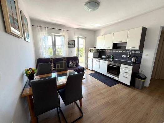 Wohnung zur Miete 600 € 2 Zimmer 45 m² Geschoss 1/2 Jadranovo, Crikvenica Crikvenica 51260