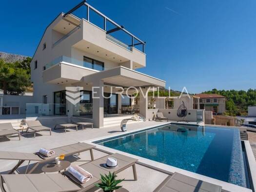 Haus zum Kauf 1.890.000 € 5 Zimmer 355 m² Podstrana Podstrana