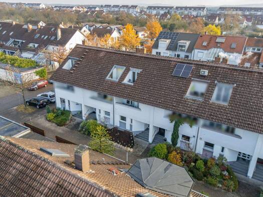 Reihenmittelhaus zum Kauf provisionsfrei 698.000 € 5 Zimmer 151,1 m² 163 m² Grundstück frei ab 01.03.2026 Waldstadt Karlsruhe 76139