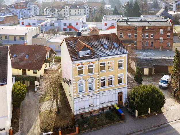 Mehrfamilienhaus zum Kauf provisionsfrei als Kapitalanlage geeignet 355.000 € 317,7 m² Jägerstraße 70 Naumburg Naumburg (Saale) 06618