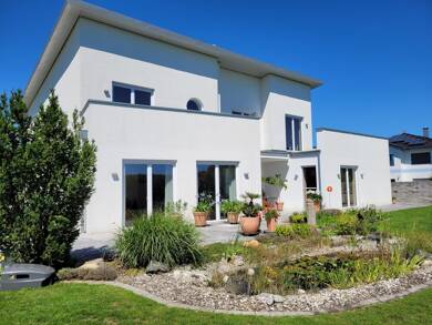 Einfamilienhaus zum Kauf 990.000 € 7 Zimmer 270 m² 1.057 m² Grundstück Juliushof Hirschaid 96114