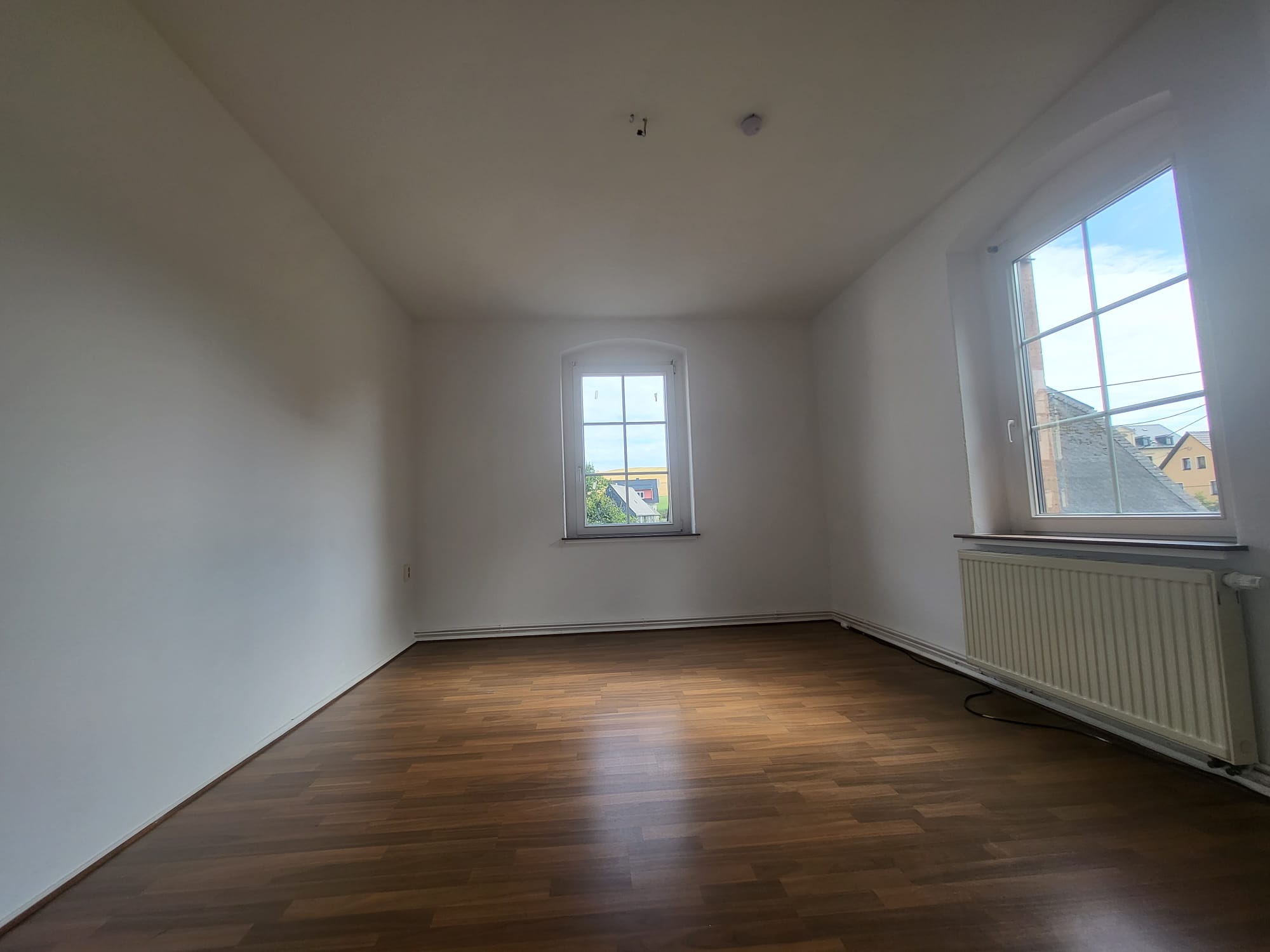 Apartment zur Miete 380 € 3 Zimmer 76,5 m²<br/>Wohnfläche 1.<br/>Geschoss 01.10.2024<br/>Verfügbarkeit Drebach Drebach 09430