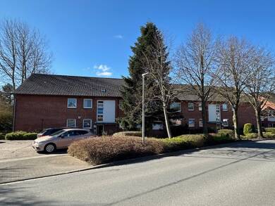 Wohnung zum Kauf 149.000 € 3 Zimmer 70,9 m² Geschoss 1/2 frei ab sofort Friedrichstraße 6 a Husum Husum 25813