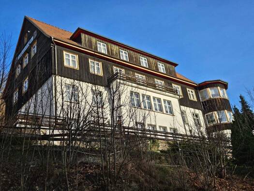 Hotel zum Kauf provisionsfrei 575.000 € 25 Zimmer 42 Betten 886,5 m² Gastrofläche 1.529 m² Grundstück Sankt Ritter 26 A Altenbrak Thale 06502