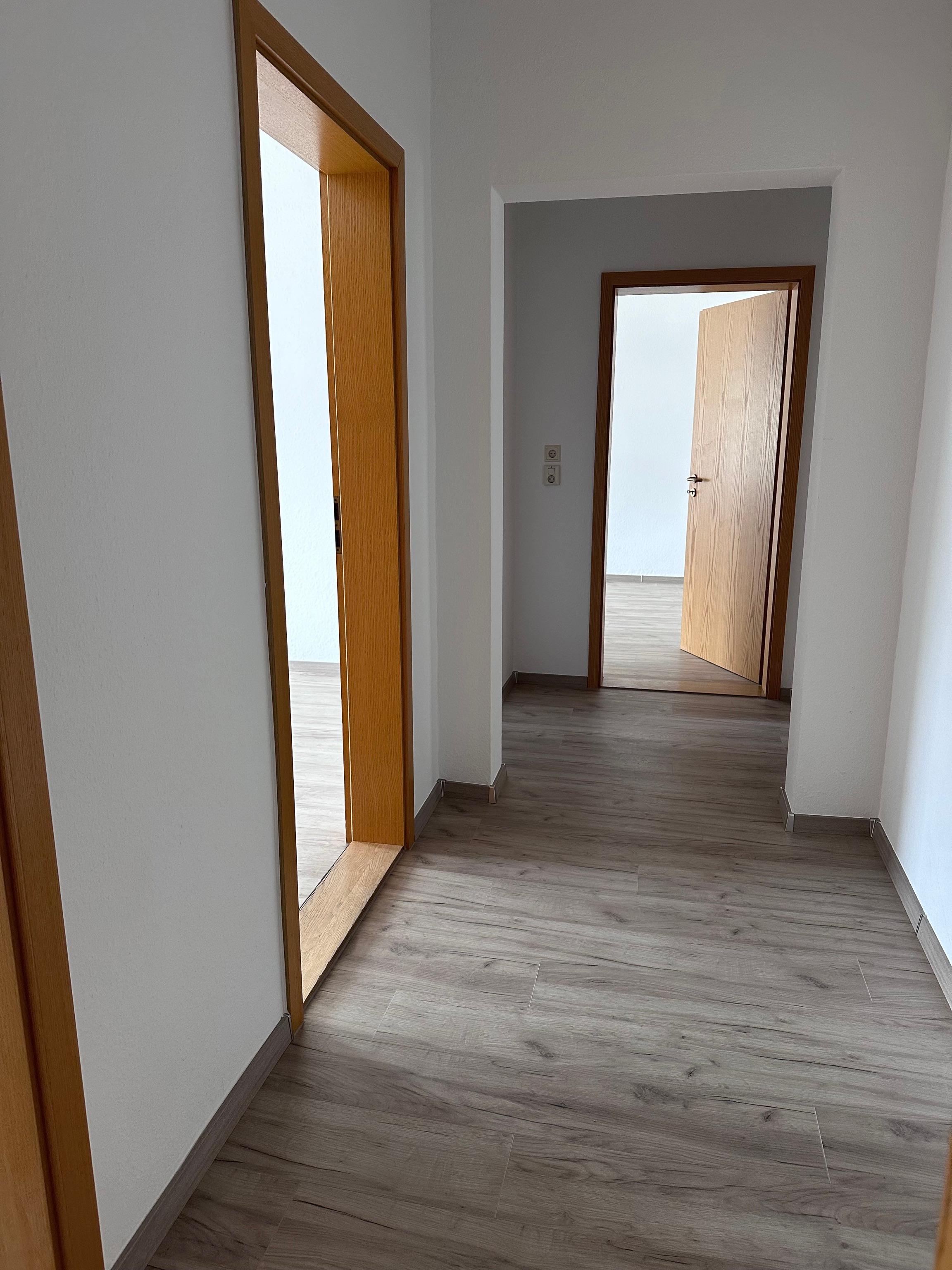 Bürofläche zur Miete provisionsfrei 615 € 5 Zimmer Markt 9 Glauchau Glauchau 08371