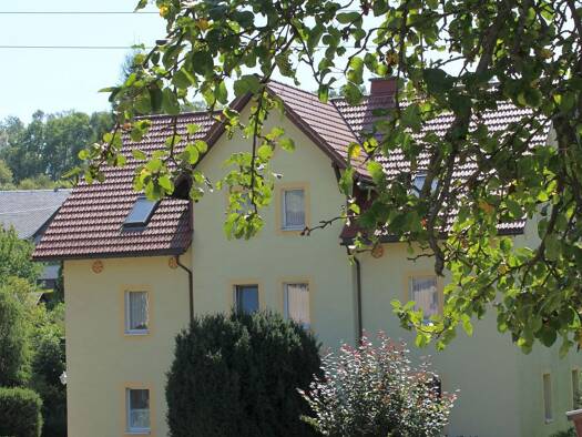Einfamilienhaus zum Kauf 190.000 € 6 Zimmer 190 m² 1.450 m² Grundstück frei ab sofort Sadisdorf Dippoldiswalde 01744