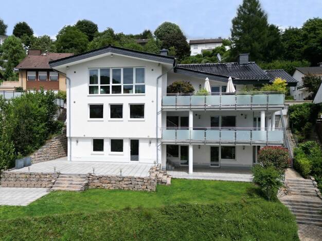 Mehrfamilienhaus zum Kauf 1.780.000 € 10 Zimmer 405,3 m² 852 m² Grundstück Heinrich-Heine-Str. 12 Eppstein 65817