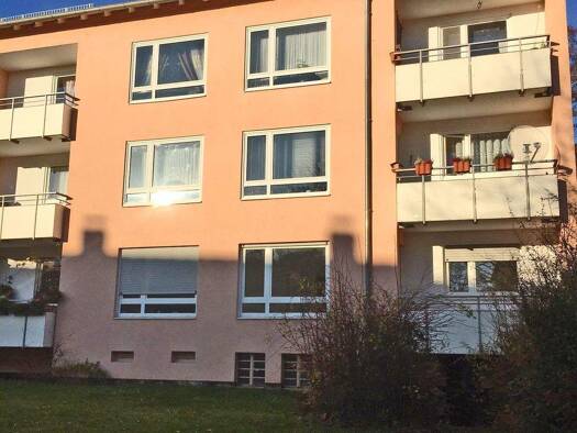 Wohnung zur Miete 468 € 2,5 Zimmer 67,5 m² 1. Geschoss Schwelmer Straße 35 Korbach 34497