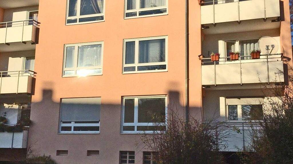 Wohnung zur Miete 468 € 2,5 Zimmer 67,5 m² 1. Geschoss Schwelmer Straße 35 Korbach 34497