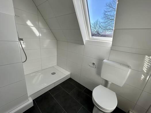 Wohnung zur Miete 359 € 2 Zimmer 52,6 m² 2. Geschoss Dirschauer Straße 9 Fedderwardergroden Wilhelmshaven 26388
