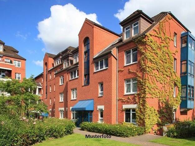 Mehrfamilienhaus zum Kauf 9.000 € 1 m² 120 m² Grundstück Altenburg Altenburg 04600
