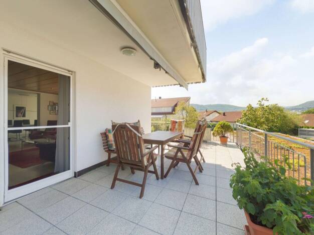 Mehrfamilienhaus zum Kauf 747.000 € 8 Zimmer 286 m² 669 m² Grundstück frei ab 01.11.2026 Böbingen Böbingen an der Rems 73560