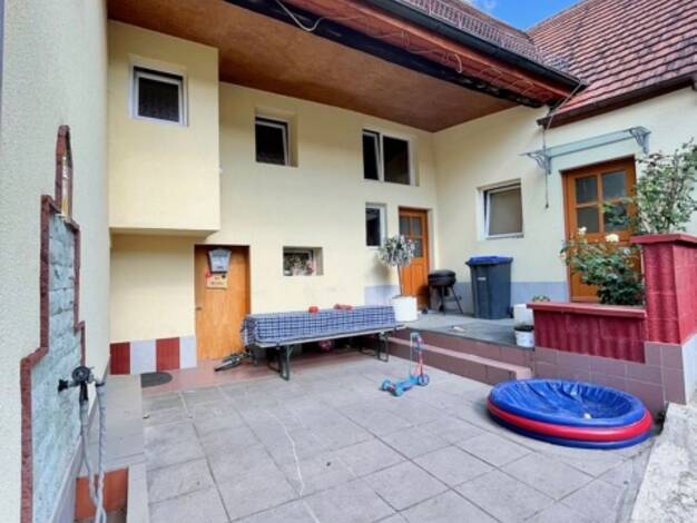 Einfamilienhaus zum Kauf 299.000 € 9 Zimmer 205 m² 300 m² Grundstück Gößweinstein 91327