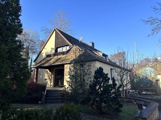 Einfamilienhaus zum Kauf 355.000 € 5 Zimmer 165 m² 1.034 m² Grundstück frei ab sofort Delitzsch Delitzsch 04509