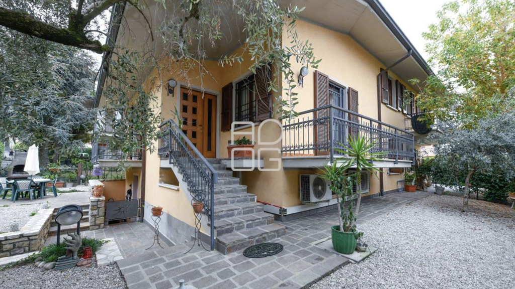 Villa zum Kauf 890.000 € 4 Zimmer 265 m² 400 m² Grundstück Via Tito Speri Desenzano del Garda 25015