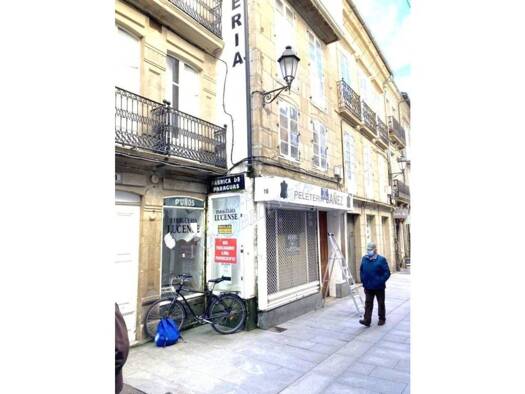 Haus zum Kauf 250.000 € 1 Zimmer 580 m² Lugo 27001