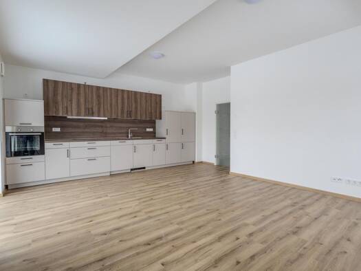 Wohnung zur Miete 1.125 € 3 Zimmer 87 m² Geschoss 1/3 frei ab sofort Dr. Heusler-Edenhuizen-Straße 5 Wallinghausen Aurich 26603