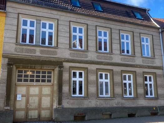 Wohnung zur Miete 230 € 2 Zimmer 39,1 m² 3. Geschoss frei ab sofort Oberbaustr. 17 Altentreptow 17087