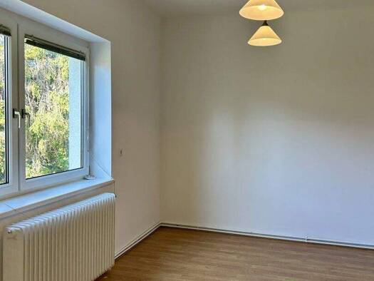 Haus zur Miete 1.600 € 100 m² 250 m² Grundstück Schwechat 2320