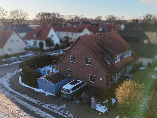 Doppelhaushälfte zum Kauf 379.000 € 5 Zimmer 120 m² 246 m² Grundstück Weyhausen 38554