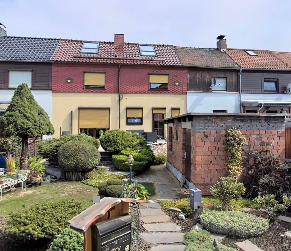 Einfamilienhaus zum Kauf provisionsfrei 59.000 € 4 Zimmer 126 m²<br/>Wohnfläche 326 m²<br/>Grundstück Gabelweg 10 B Schedewitz / Geinitzsiedlung 532 Zwickau 08056