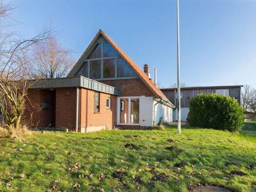 Mehrfamilienhaus zum Kauf 298.000 € 8 Zimmer 385,3 m² 5.057 m² Grundstück Oersberg 24407