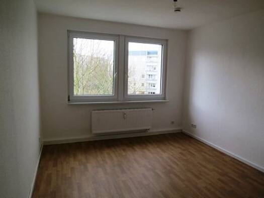 Wohnung zur Miete 205 € 1 Zimmer 33,5 m² 3. Geschoss frei ab 15.10.2026 Schumannstraße 14 Gotha Gotha 99867