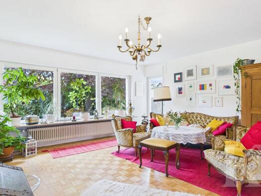 Mehrfamilienhaus zum Kauf provisionsfrei 598.000 € 10 Zimmer 335,6 m² 573 m² Grundstück Saarbrücken 66128