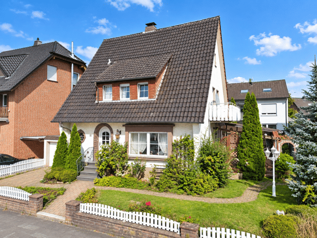 Einfamilienhaus zum Kauf 330.000 € 4 Zimmer 105,9 m² 434 m² Grundstück frei ab sofort Kernstadt Paderborn 33102