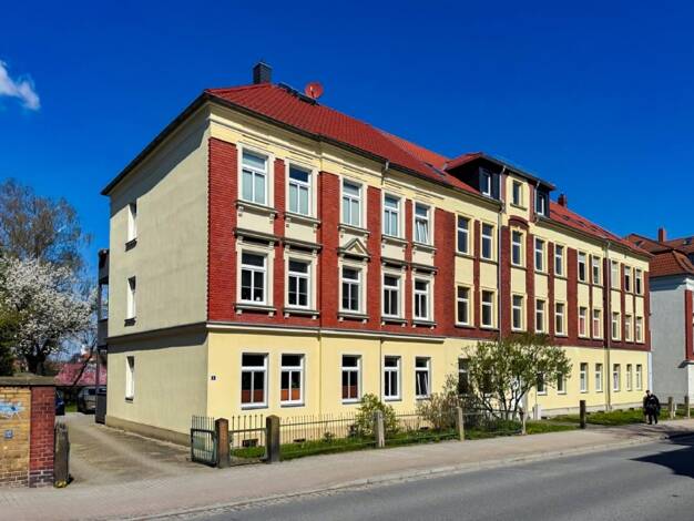 Mehrfamilienhaus zum Kauf als Kapitalanlage geeignet 392.000 € 23 Zimmer 580,6 m² 1.110 m² Grundstück Bischofswerda Bischofswerda 01877