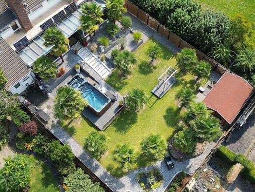 Mehrfamilienhaus zum Kauf 1.295.000 € 8 Zimmer 240 m² 885 m² Grundstück Beuel Bonn 53225