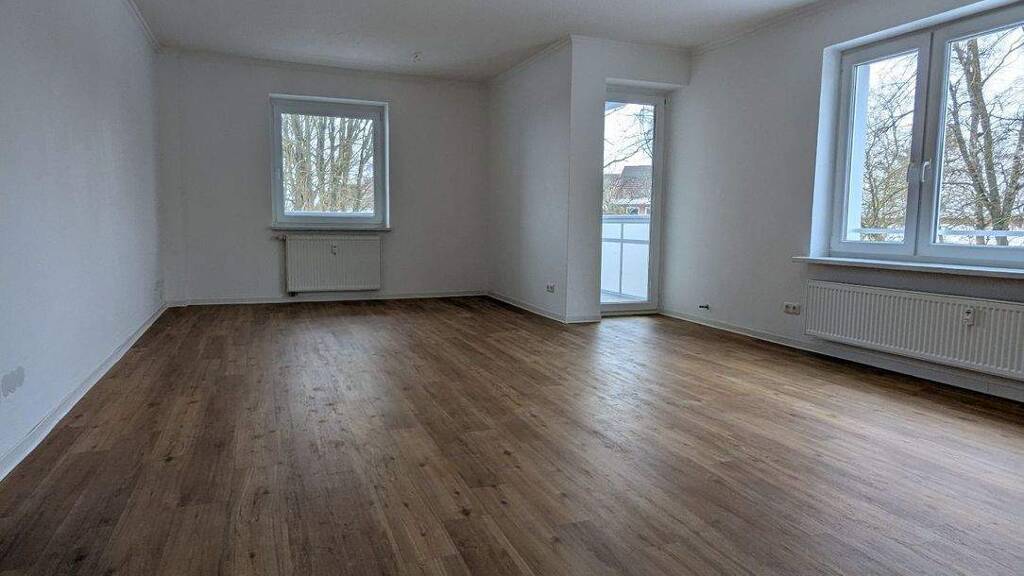 Wohnung zur Miete 878 € 2,5 Zimmer 88,7 m² 2. Geschoss frei ab 16.03.2026 Scheffelstr. 2 Ratzeburg 23909