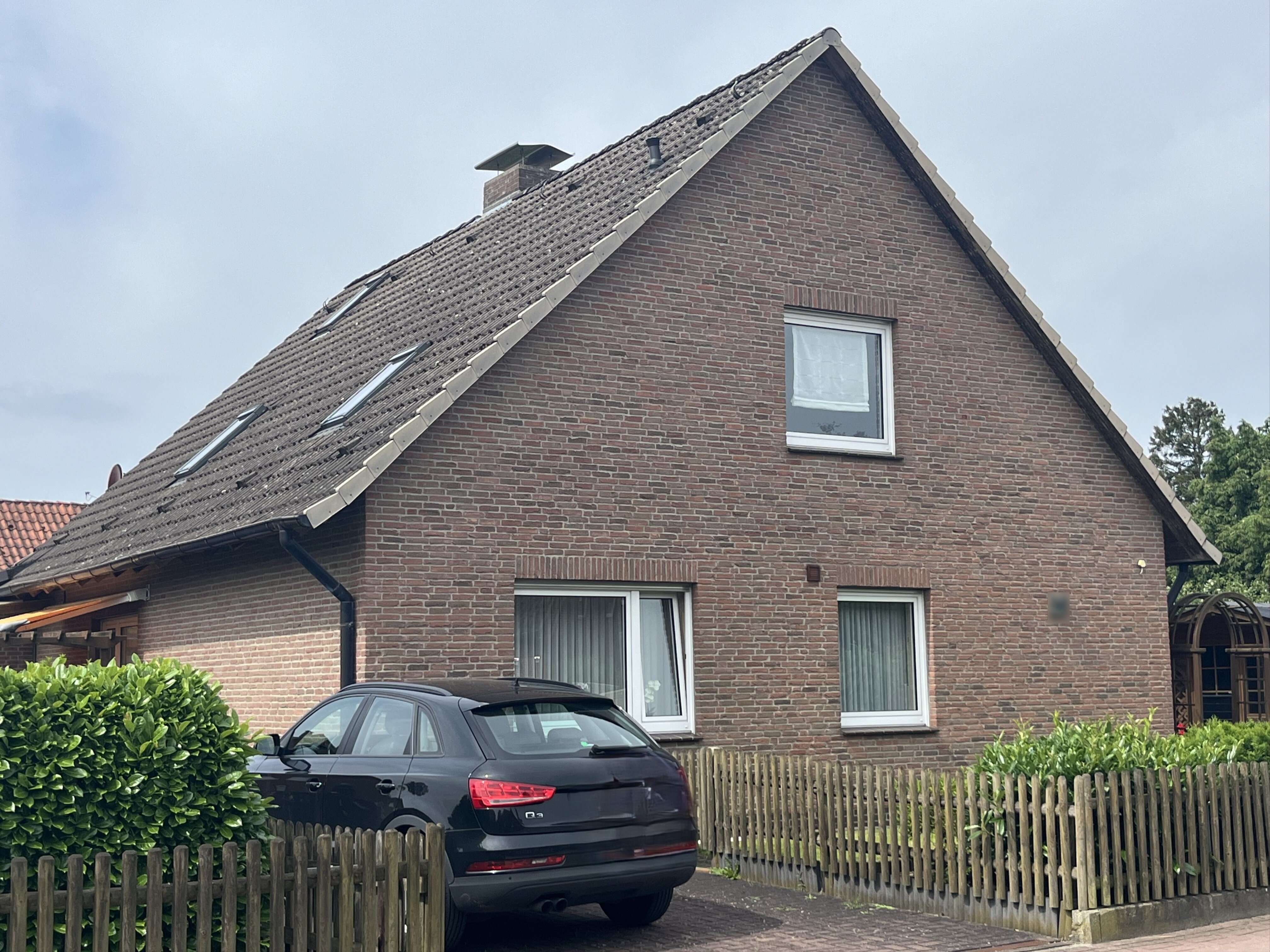 Einfamilienhaus zum Kauf 379.000 € 7 Zimmer 195 m²<br/>Wohnfläche 551 m²<br/>Grundstück Hermannsburg Südheide 29320