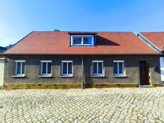 Einfamilienhaus zum Kauf 119.000 € 3 Zimmer 107 m² 263 m² Grundstück Tangermünde Tangermünde 39590