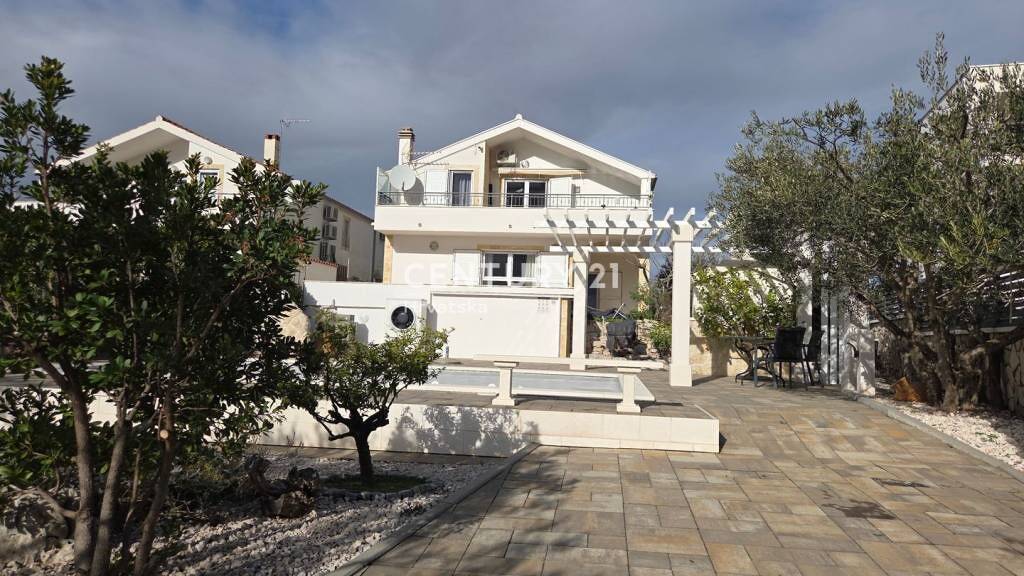 Haus zum Kauf 795.000 € 3 Zimmer 198 m² Primosten